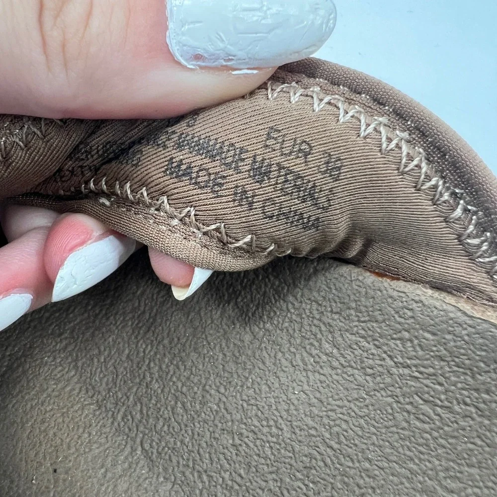 Wellrox Grasp Sandals Womens 8 Brown Yoga Wellness Leather Toe Separator Cloud